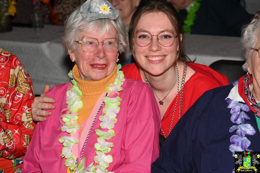 ../Images/Senioren carnaval 2024 277.jpg
